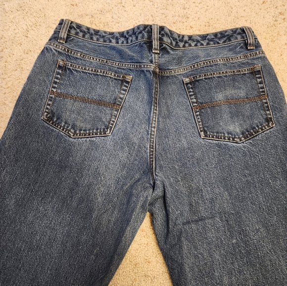 Van Heusen baggy jeans - size 36 waist by 32 length - Picture 5 of 9